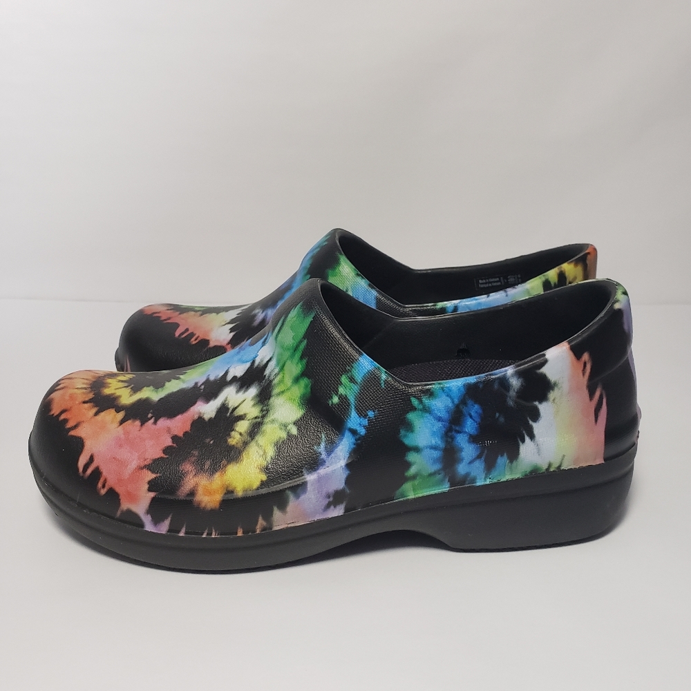 Crocs Womens Multicolor Sz 7 W Neria Pro ll 205385 Slip On Round Toe Clog Shoes.